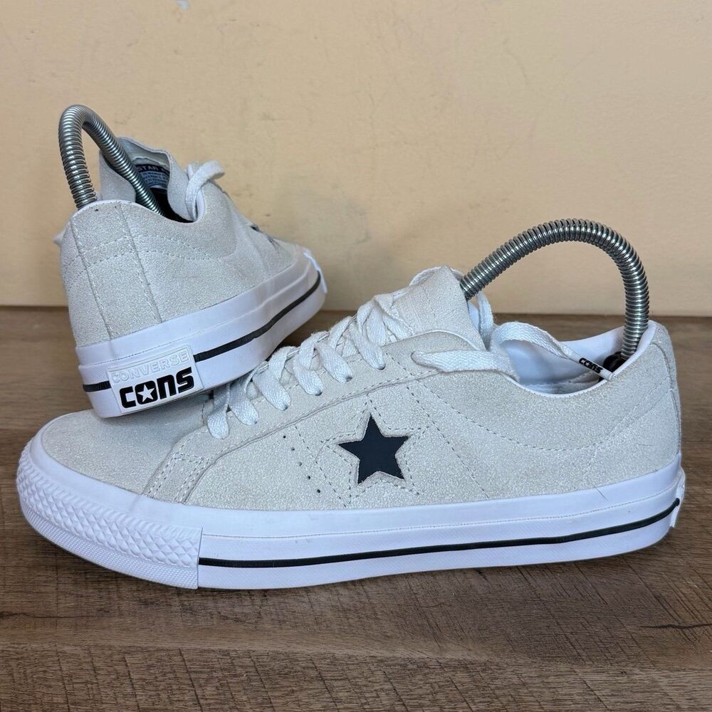 Converse One Star Pro Suede sneakers men’s 7.5 shoes women’s 9